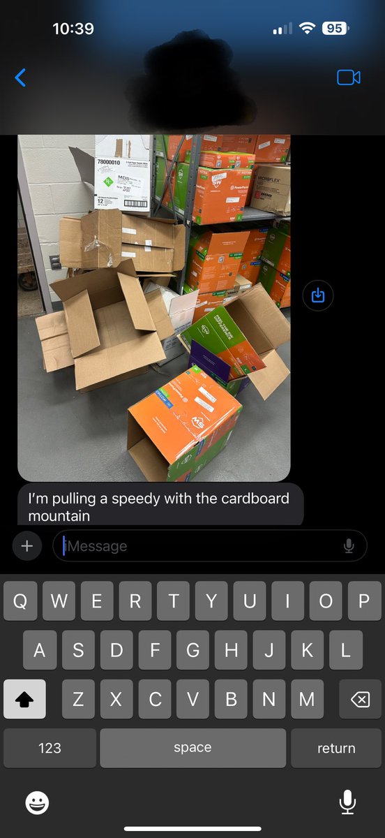 FranMcCabe7's tweet photo. @KYR_SP33DY my wife texted me thats shes building an IRL cardboard mountain https://t.co/Ovj2zZz5wa