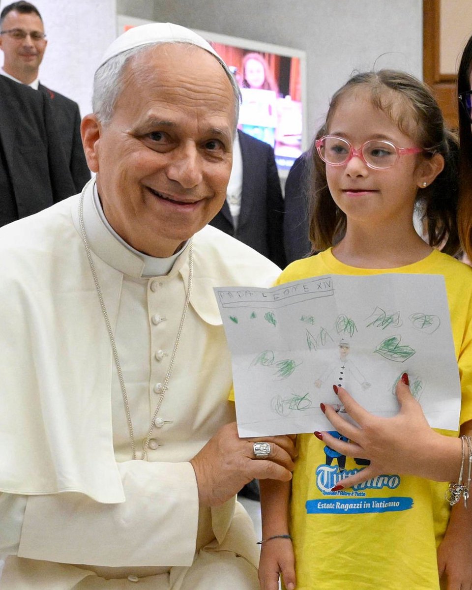 She drew a picture for Pope Leo XIV