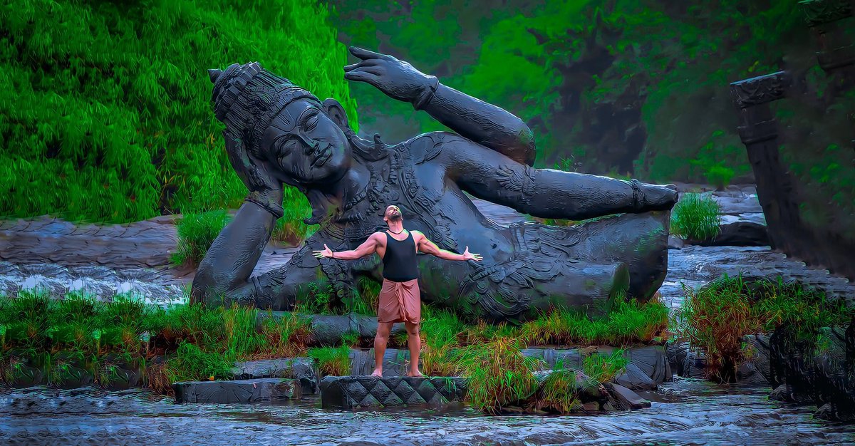 Hari7599's tweet image. Imagine if Raavanan released in 2025, it would&apos;ve become nationwide controversy for portraying Ravanan as the protagonist

Mani sir mass 🔥🔥