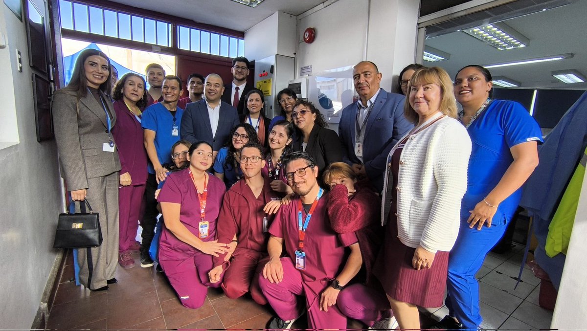 Ceremonia de la segunda acreditación del Laboratorio Clínico Sermus Arica

El Superintendente de Salud, Dr. Víctor Torres y nuestro agente regional, Rafael Moreno, hicieron entrega del certificado de reacreditación.

Felicidades y a seguir mejorando en calidad y seguridad ✌🏼🌟