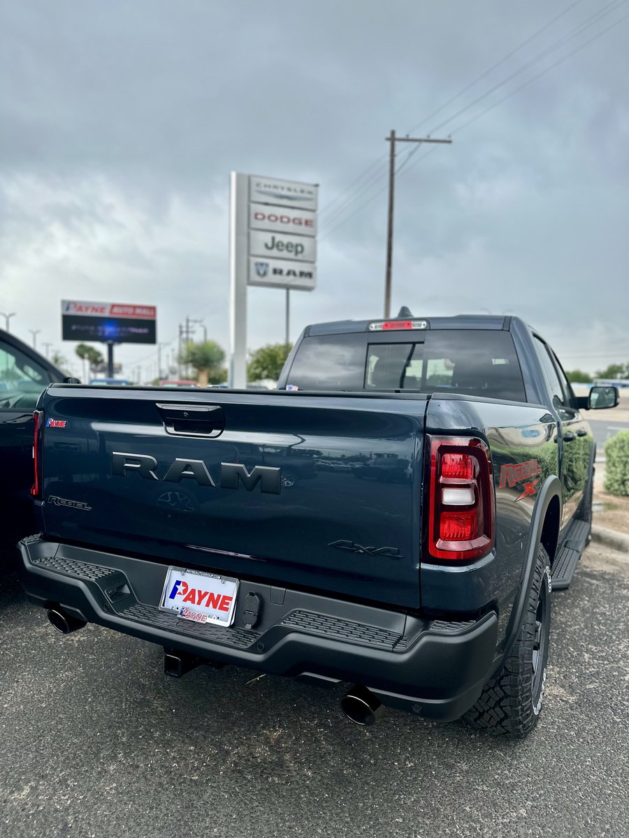 EdPayneCDJR's tweet image. That RAM Rebel rear view hits different. 👀
💥 4x4 power, available now at Ed Payne CDJR!

📲 See more: paynedodgechrysler.com/inventory?crit…

#RAMRebel #TruckSeason #EdPayneCDJR #RGV #LoQueTuQuieresRegardless