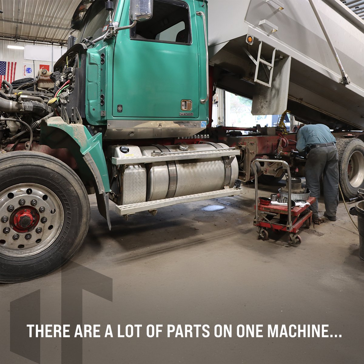 Tenna_Co's tweet image. In this blog we cover what to include in your maintenance checklists &amp;amp; why they matter for safety, compliance, &amp;amp; uptime—plus A BETTER WAY to manage fleetwide maintenance w/automated alerts, parts tracking, digital inspections, &amp;amp; more: hubs.la/Q03v4bm30 #EquipmentMaintenance