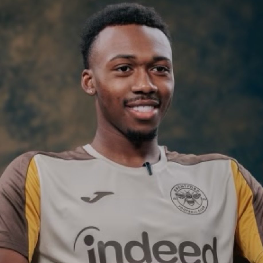 FabrizioRomano's tweet photo. 🐝✍🏻 Brentford confirm deal to bring in 20 year old talent Antoni Milambo from Feyenoord.

Medical also done and deal in place for 
£17m plus potential £4.25m in add-ons.

Five year deal plus option. https://t.co/Upx1wm3jY5
