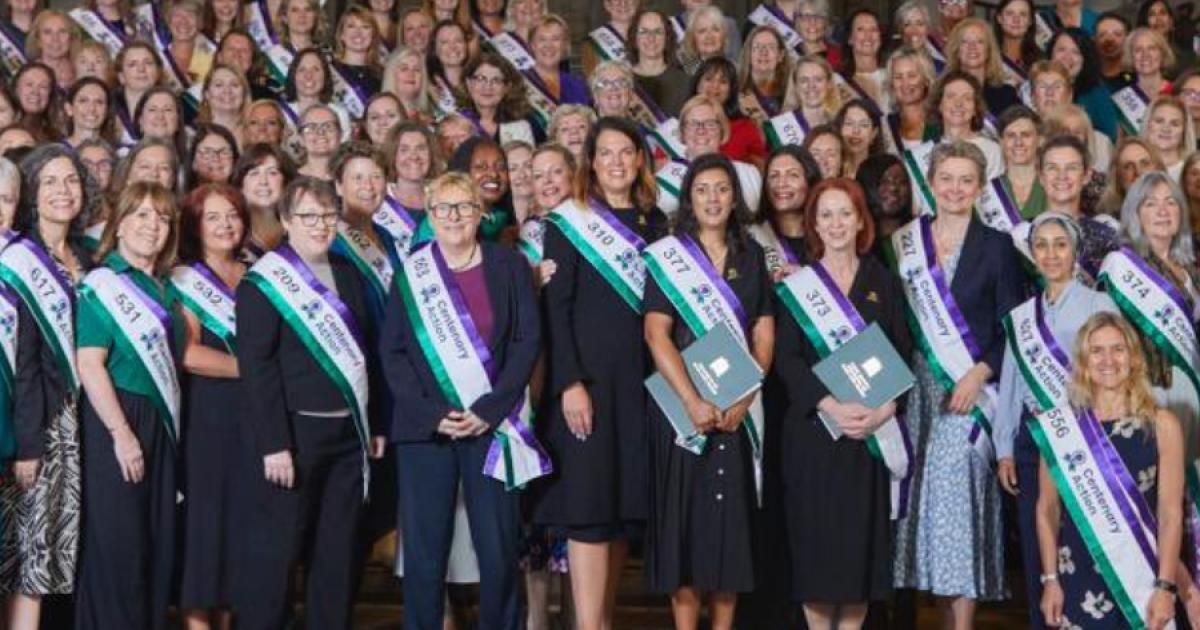 _JD_Black's tweet photo. Shameless hypocrites; corrupt and pathetic.

Not fit to lick the boots of the suffragettes. https://t.co/dqoCuRc2i8