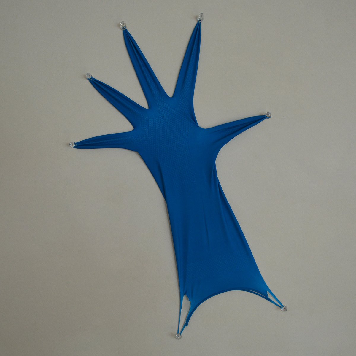 adamniklewicz's tweet photo. SLINGSHOTS (PROCE), 2025 / 72”x 18”x 21” (with pedestal)

#slingshot #slingshots #rubber #rubbergloves #proca #childhood #childhoodmemory #childhoodmemories #sculpture #creativity #contemporaryart #artist  #conceptualart https://t.co/8IZxLF1xtu