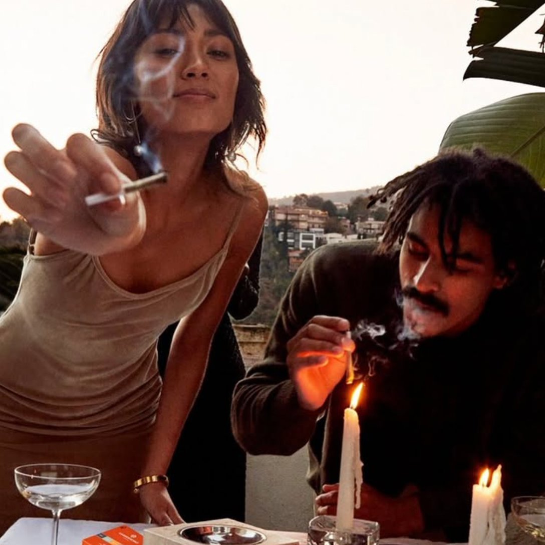 Sharing is caring 🤍via @canndescent

Send to your other half 👇🏽