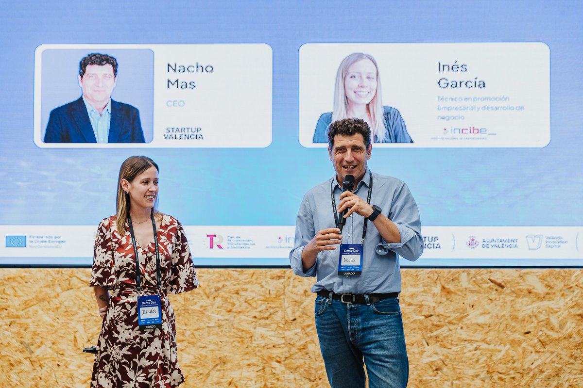 Startup_VLC's tweet image. 🔔 Arranca el #CybersecurityStartupProgram Incubation Demo Day
Una jornada donde conoceremos los proyectos incubados de los participantes del programa organizado por @INCIBE y Startup Valencia con la colaboración de @VLCInnovation 🔐
📸 @nacho_mas, CEO en Startup Valencia, e…