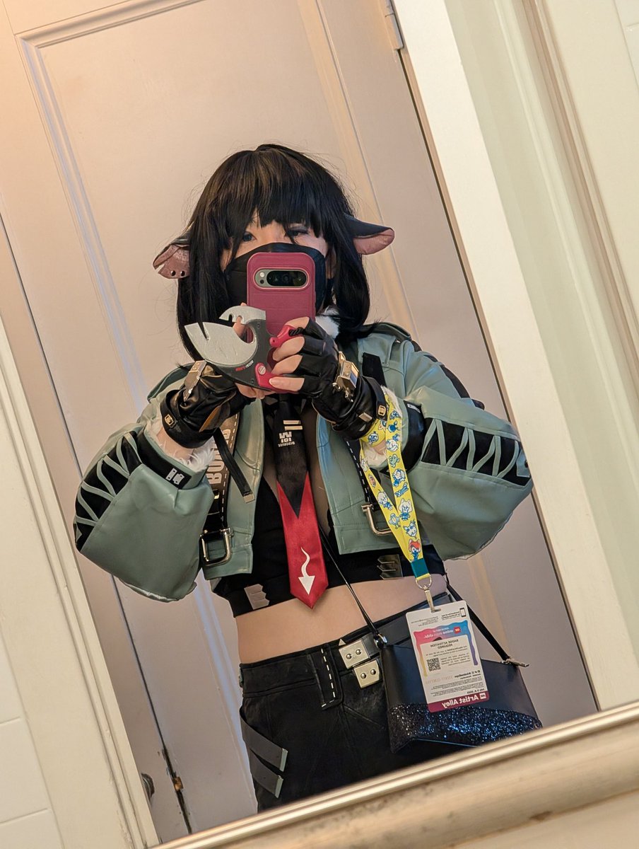 Anime Expo day 1 as Jane Doe today! let me know if you're around ^^