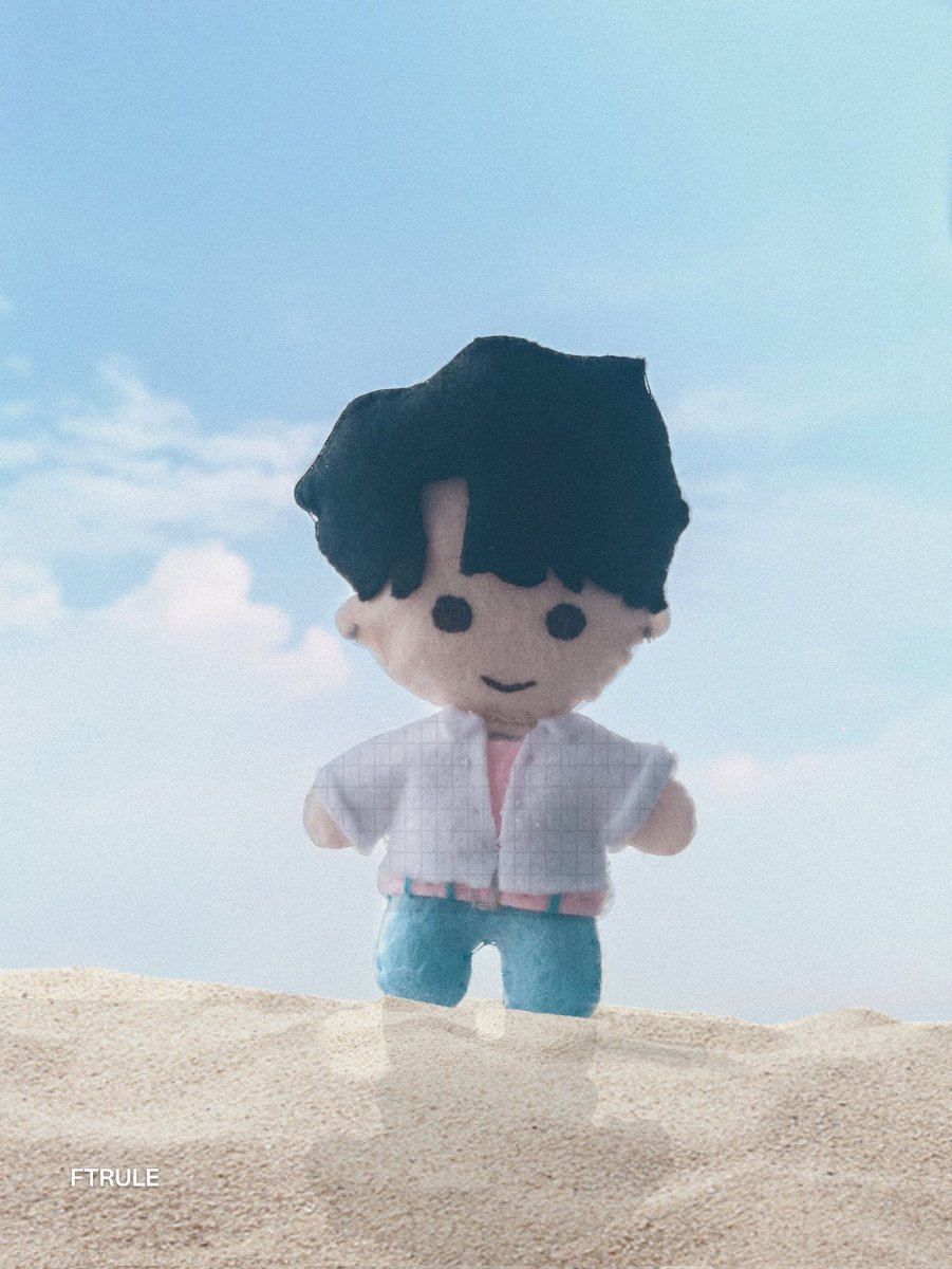 FTRULE7's tweet photo. Done remaking Jinu's Hair!!
And also some bad beach edited pic 🏖️ 
#Jinu 
#KPOPDEMONHUNTERS https://t.co/mBfUP9WRHm