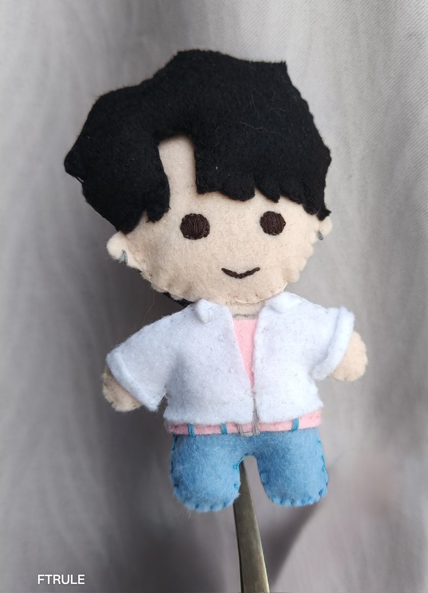 FTRULE7's tweet photo. Done remaking Jinu's Hair!!
And also some bad beach edited pic 🏖️ 
#Jinu 
#KPOPDEMONHUNTERS https://t.co/mBfUP9WRHm