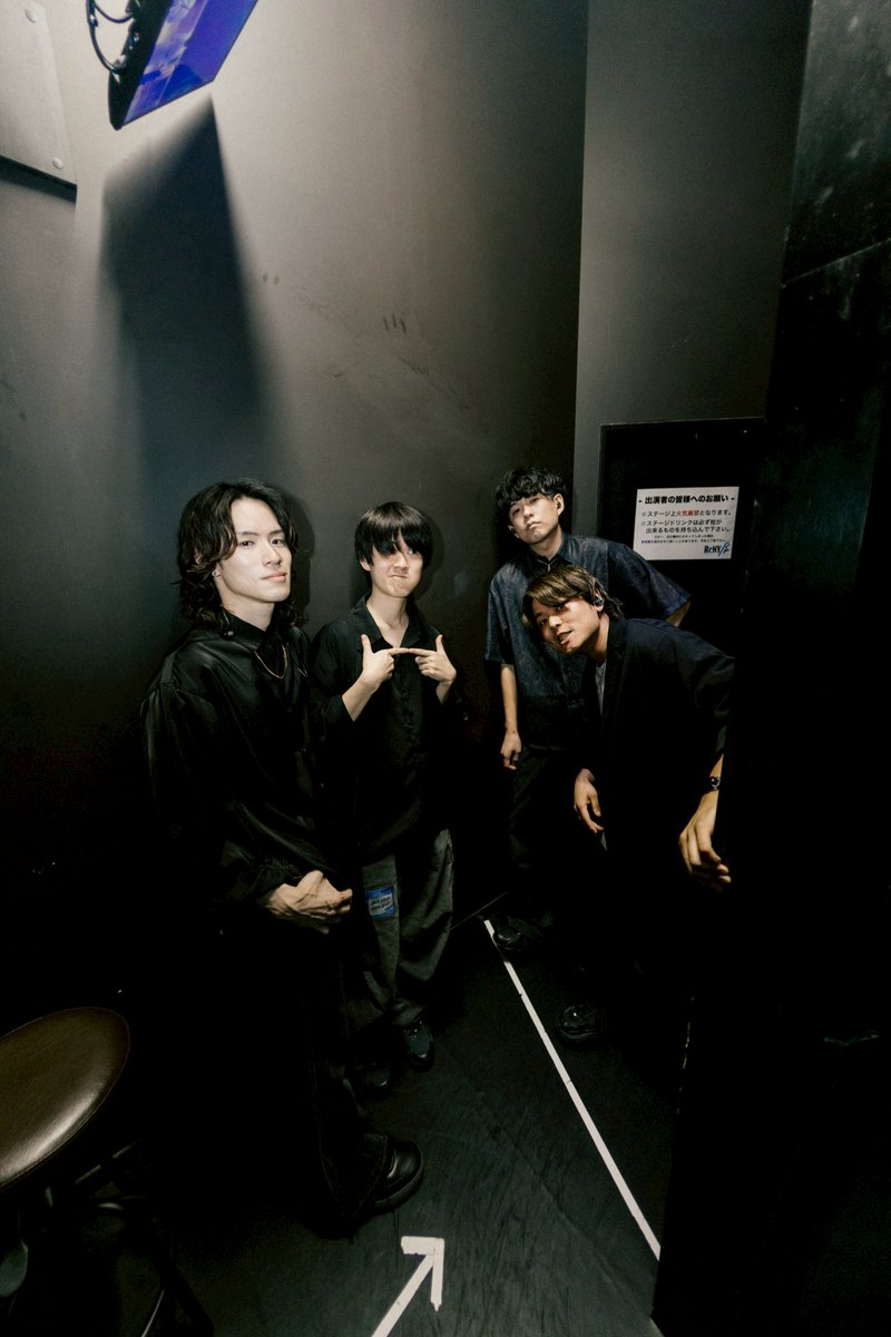 7/3 (木)
横浜ReNY beta 1st anniversary presents
夜間飛行 vol.4

初の横浜ReNYありがとうございました！
横浜のみんなまた会おう！

🎧SET LIST🎧
1.星屑memory
2.全心全霊
3.風になって
4.アメノチハレ
5.NDN
6.Marry me Marry me🆕

NEXT
2025.7.23(Wed)
渋谷CLUB MALCOLM
FIVE PEACEとの2マン！