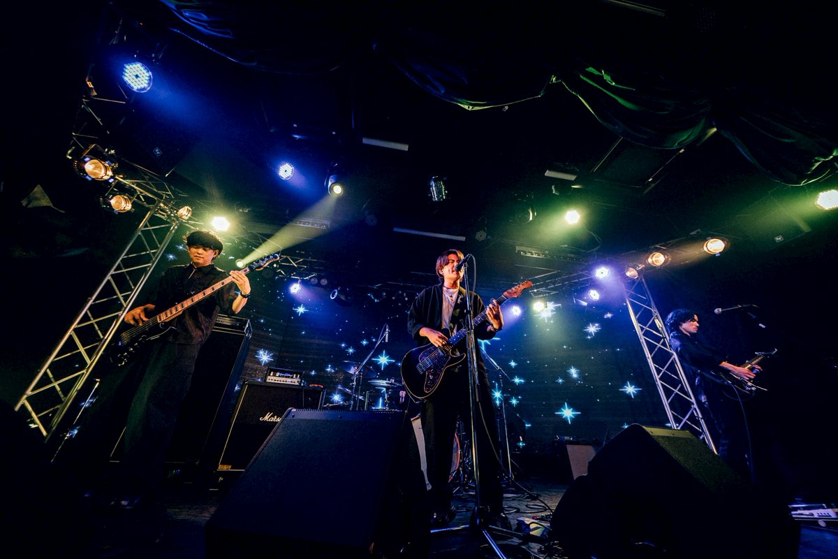 ASTLIGHT_jp's tweet photo. 7/3 (木)
横浜ReNY beta 1st anniversary presents
夜間飛行 vol.4

初の横浜ReNYありがとうございました！
横浜のみんなまた会おう！

🎧SET LIST🎧
1.星屑memory
2.全心全霊
3.風になって
4.アメノチハレ
5.NDN
6.Marry me Marry me🆕

NEXT
2025.7.23(Wed)
渋谷CLUB MALCOLM
FIVE PEACEとの2マン！ https://t.co/rTTokc272E