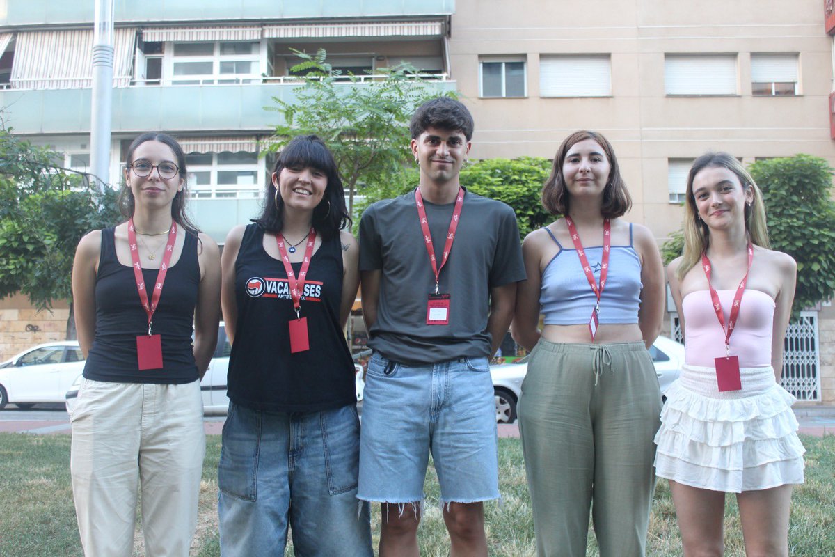 Renovem la Permanent Regional!

Després del Congrés del passat 2 de juliol a Terrassa, arrenca el mandat 2025–2027 amb un nou equip al capdavant.
Il·lusió, compromís i ganes de seguir organitzant el jovent per transformar-ho tot. 💪🔥

Coneix la nova permanent!👇