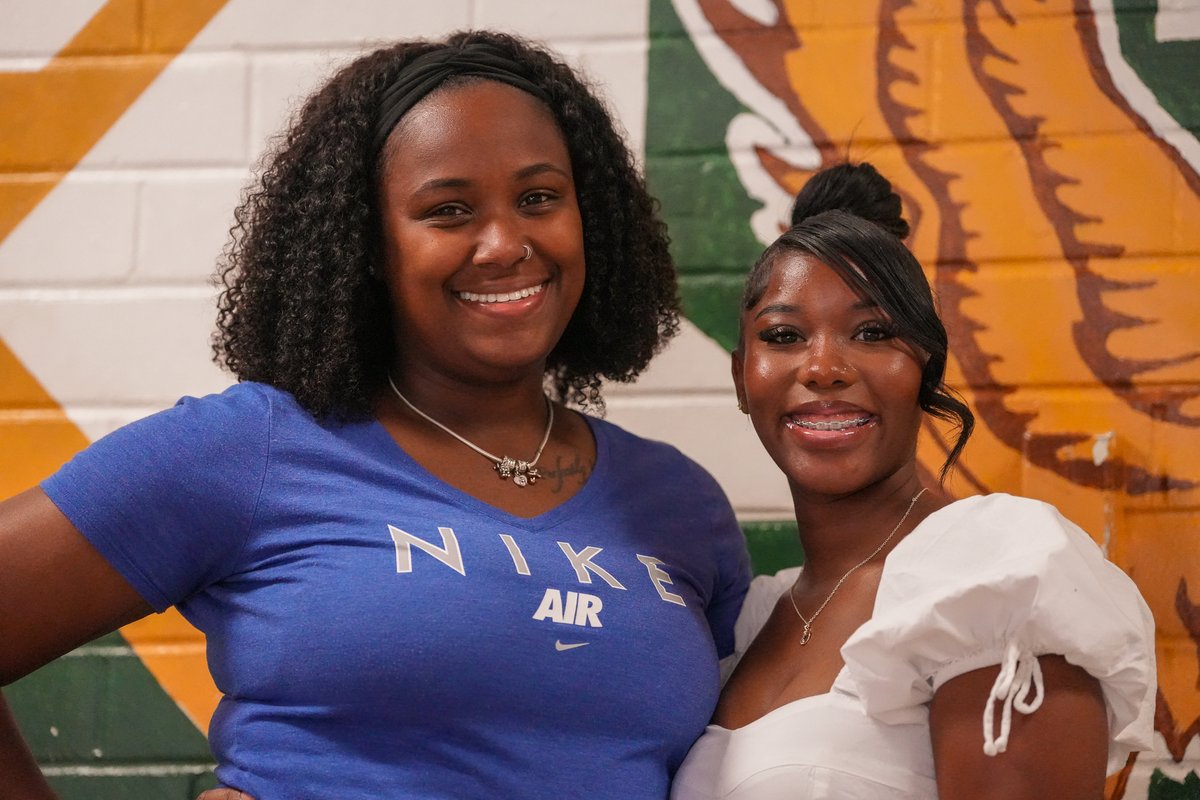 GCSchoolsNC's tweet photo. #GCSGrads | Keyonah Parker always loved school. She loved it so much that she remembers crying when she had to miss a day for a doctor’s appointment.  

Learn more about her story at the 🔗 in our bio. https://t.co/WGyTcEq668