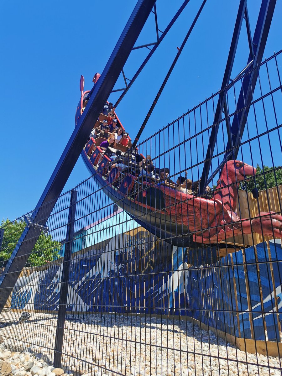 MrsMakinson tweet media