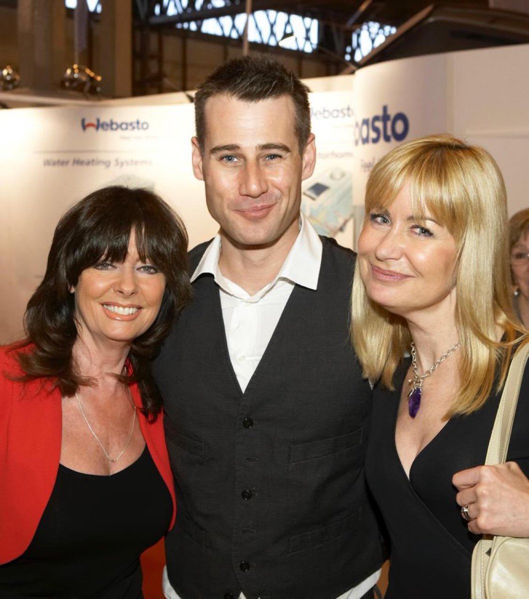 Vicki Michelle MBE π (@vickimichelle) on Twitter photo Happy Birthday fabulous Sian Lloyd. Brilliant journalist, presenter, conference host and gorgeous lady. Loved as ITVs longest serving weather girl. Great memory at a Caravan Club event with #TimVincent. Hope youβre having a Fab day. <a href="/SianWeather/">SiΓ’n Lloyd</a> <a href="/candmclub/">Caravan and Motorhome Club</a> <a href="/ITV/">ITV</a> #thursdayvibe Happy Birthday fabulous Sian Lloyd. Brilliant journalist, presenter, conference host and gorgeous lady. Loved as ITVs longest serving weather girl. Great memory at a Caravan Club event with #TimVincent. Hope youβre having a Fab day. <a href="/SianWeather/">SiΓ’n Lloyd</a> <a href="/candmclub/">Caravan and Motorhome Club</a> <a href="/ITV/">ITV</a> #thursdayvibe