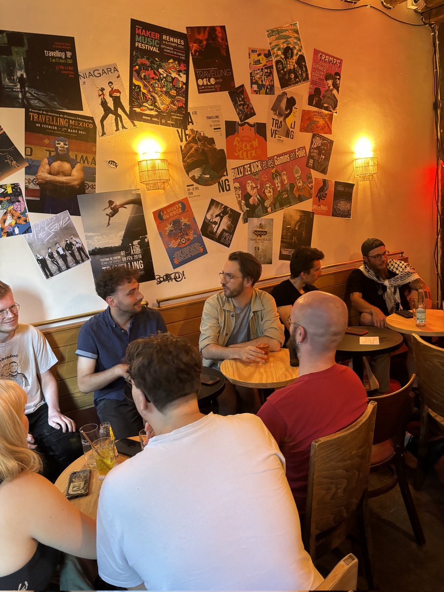 JFIRennes's tweet image. Nombreux•ses hier à notre apéro de fin d'année !
Manifs, tractages, collages, mobilisations: Cette année encore les Jeunes Insoumis·es ont été de toutes les luttes !
Gonflés à bloc pour continuer cet été et l'an prochain ! On ne lâche rien !