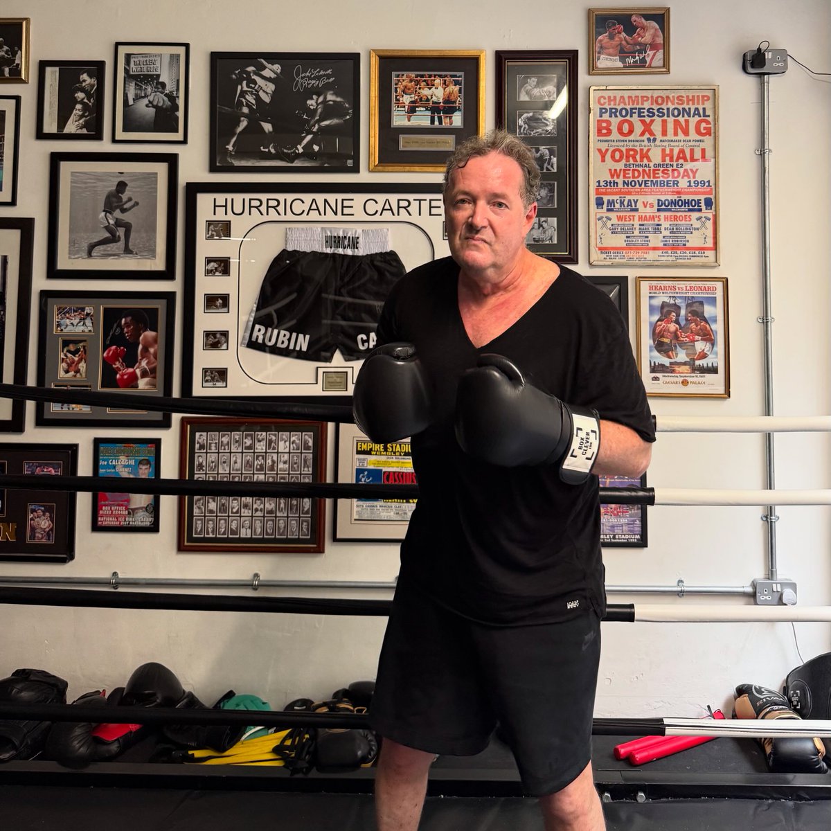 Piers Morgan tweet media