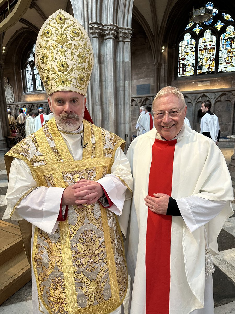 FrSga1928's tweet photo. Much looking fwd to Prayer Book HC at Lichfield Cathedral this Sat @ 10:45am, to be celebrated by +Oswestry, soon to be an episcopal patron of the PBS.
Setting is Schubert in G, a Tallis anthem and hymns to Thaxted, Kings Lynn &amp; Iste Confessor, with likely good sermon. Do come! https://t.co/hT8tYBINnr