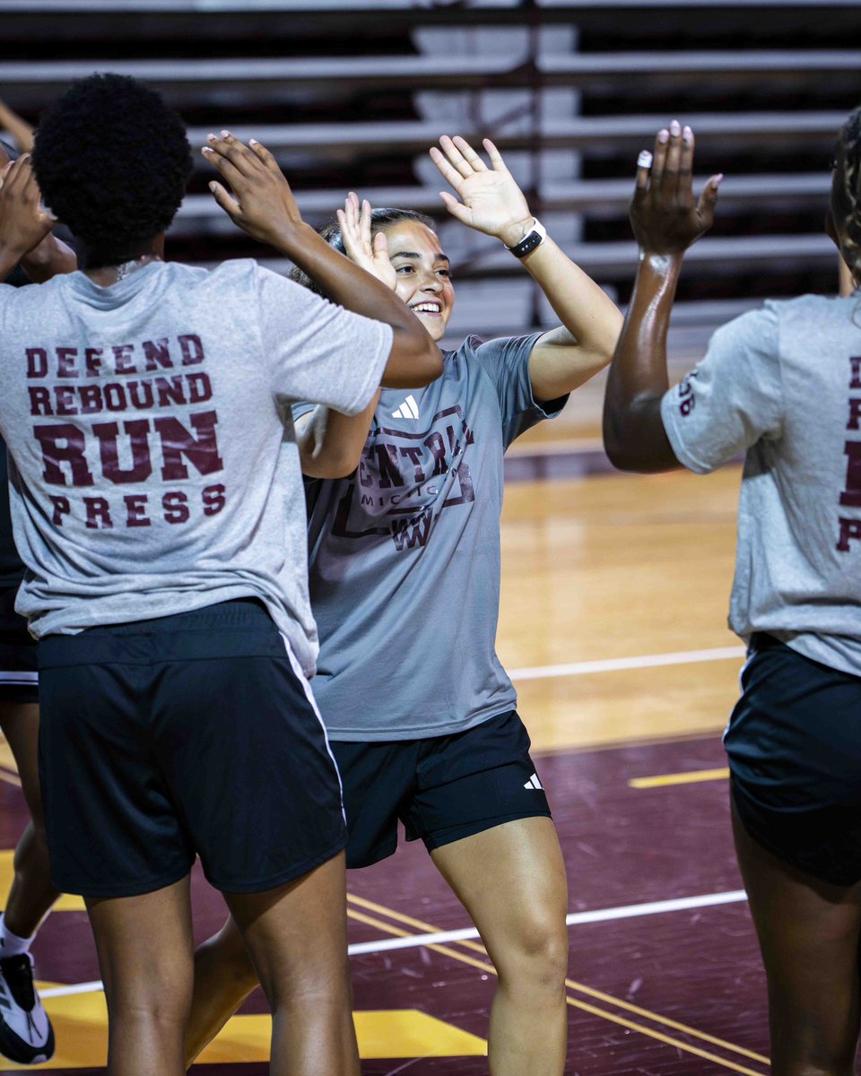 CMUWBBall's tweet image. “Moment I stop having fun with it, I’ll be done with it.” … or whatever Drake said🙂↔️
#FireUpChips🔥⬆️🏀 | #WeAre1