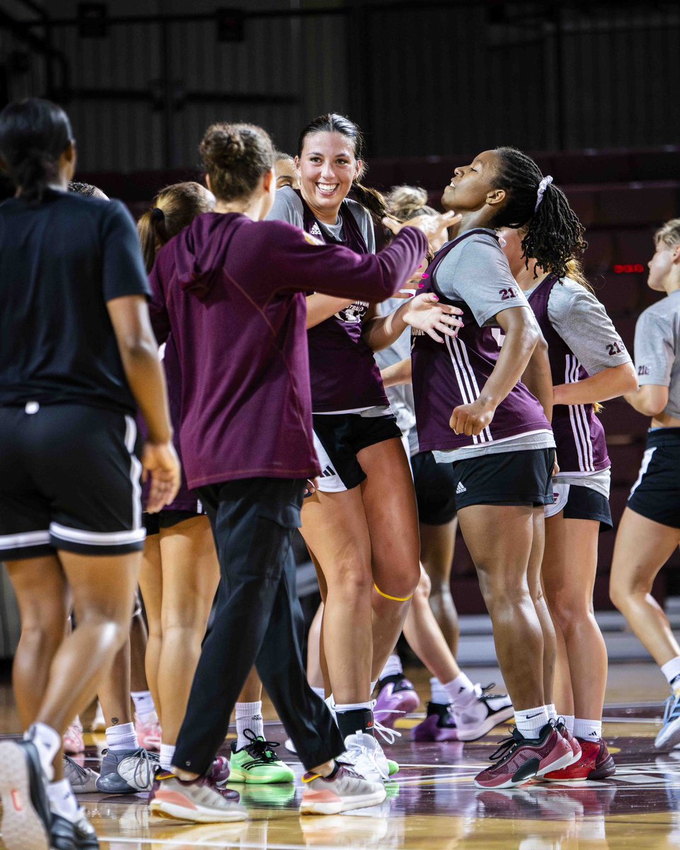 CMUWBBall's tweet image. “Moment I stop having fun with it, I’ll be done with it.” … or whatever Drake said🙂↔️
#FireUpChips🔥⬆️🏀 | #WeAre1
