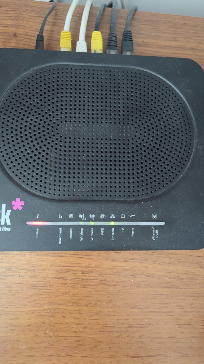 thekatecusack's tweet photo. @Brsk_Status we have no service in sale, Manchester.......is there an issue? A few of my neighbours also have no internet and they are with BRSK. Please help and advise https://t.co/8iwGAGoGAN