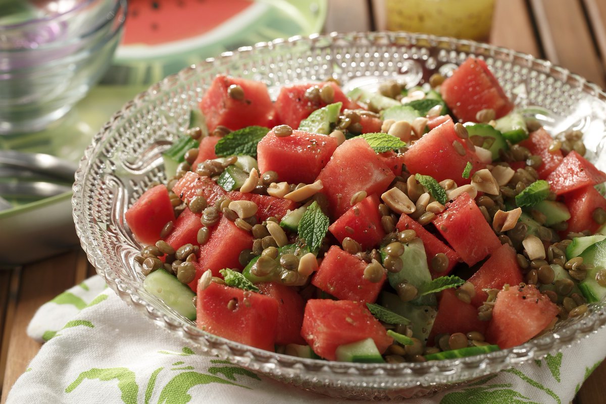Once you've tried watermelon salad, you'll wonder where it's been all your life! We like to add roasted peanuts to our recipe, but toasted pumpkin or sunflower seeds are great options to make this recipe nut-free. lentils.org/recipe/waterme…