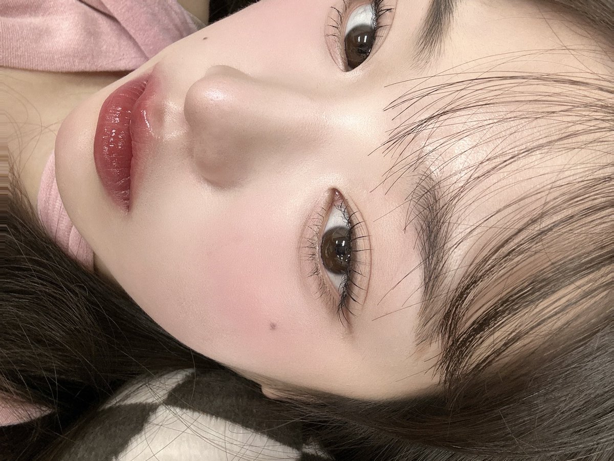 초미녀의 침대셀카는 진짜 좋은거야…