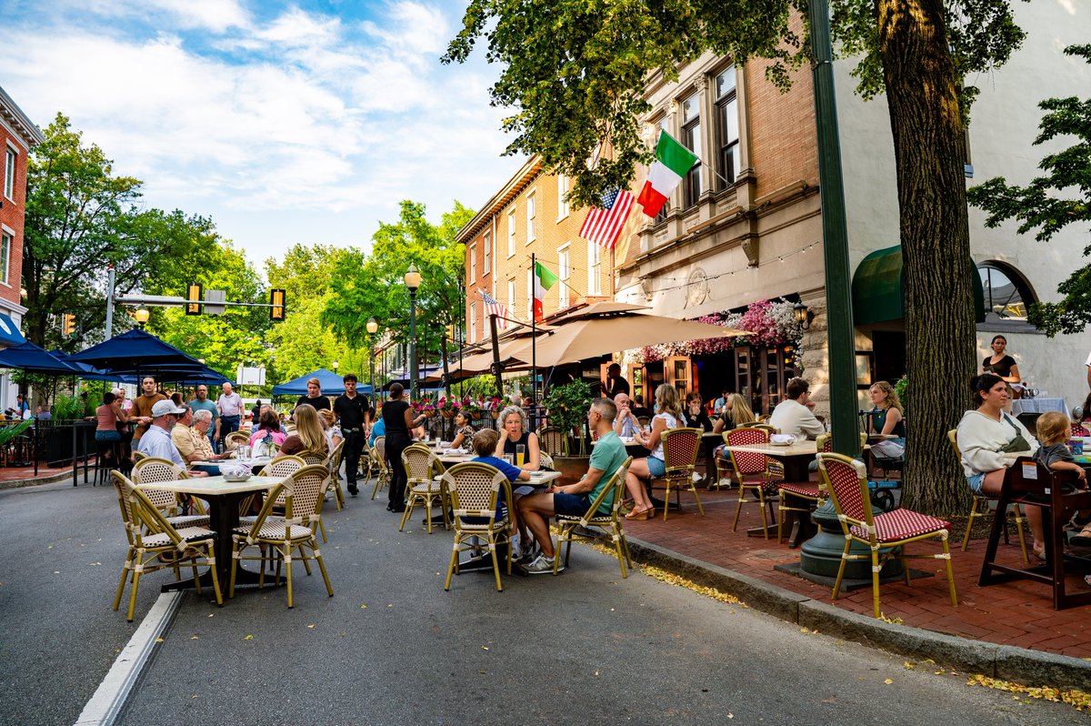WCUofPA's tweet image. Our favorite town 💜
#DowntownWestChester #FirstFriday #WestChesterUniversity #WestChesterPA
