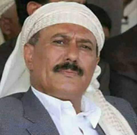 الإعتراف بمزايا الآخرين صفة الأنبياء: 
( وأخي هارون هو أفصح مني ) 
وإنكار مزايا الآخرين من صفة الشيطان : ( قال أنا خير منه ).
#خواطر

#طيب_الله_جمعتكم