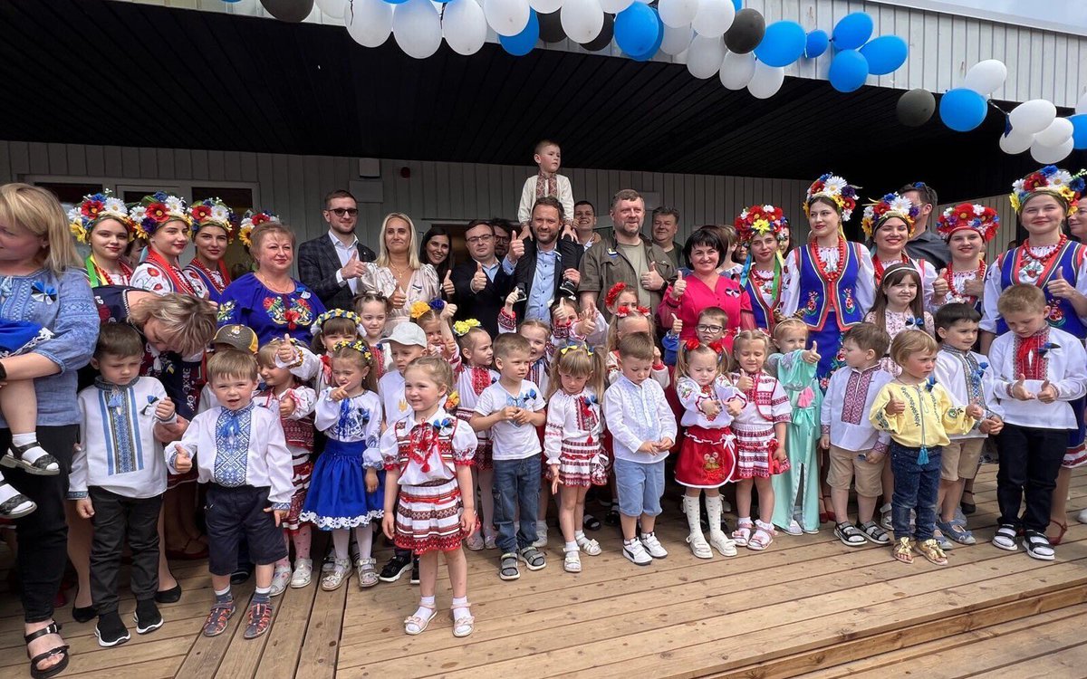 LausKati's tweet image. Russia is brutally destroying hope for a normal life in Ukraine. This is why Ukraine’s reconstruction has to start right now.
Today, Estonian Government has decided that in 2027, Estonia will host the Ukraine Recovery Conference.
📷 Opening of 🇪🇪built kindergarten in Ovruch🇺🇦