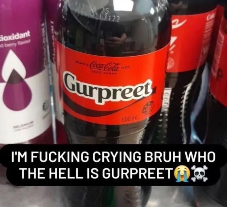 🕐HOURLY🕑 shitpost tweet media