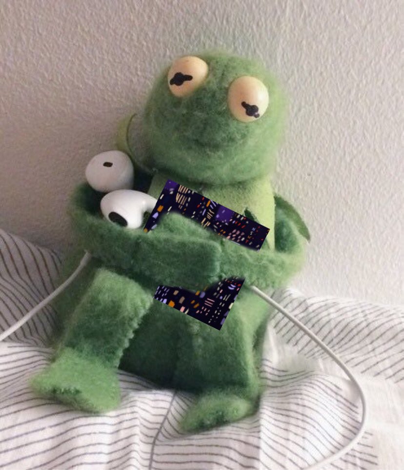 hellohonne's tweet photo. Happy 5th birthday to NSWY 🥹❤️ the album that got us through the pandemic. Who can relate to the 2nd pic? 🙋🏼‍♂️ https://t.co/KIL96bF0Yy