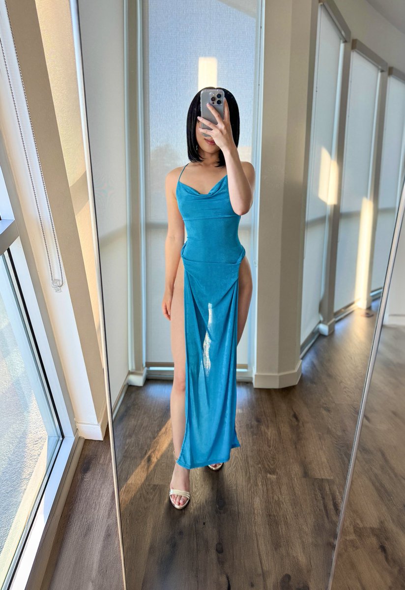 byteofari's tweet image. If a 5'1 engineer told you the left leg is breakfast and the right leg is lunch... would you like to have some brunch? 😳