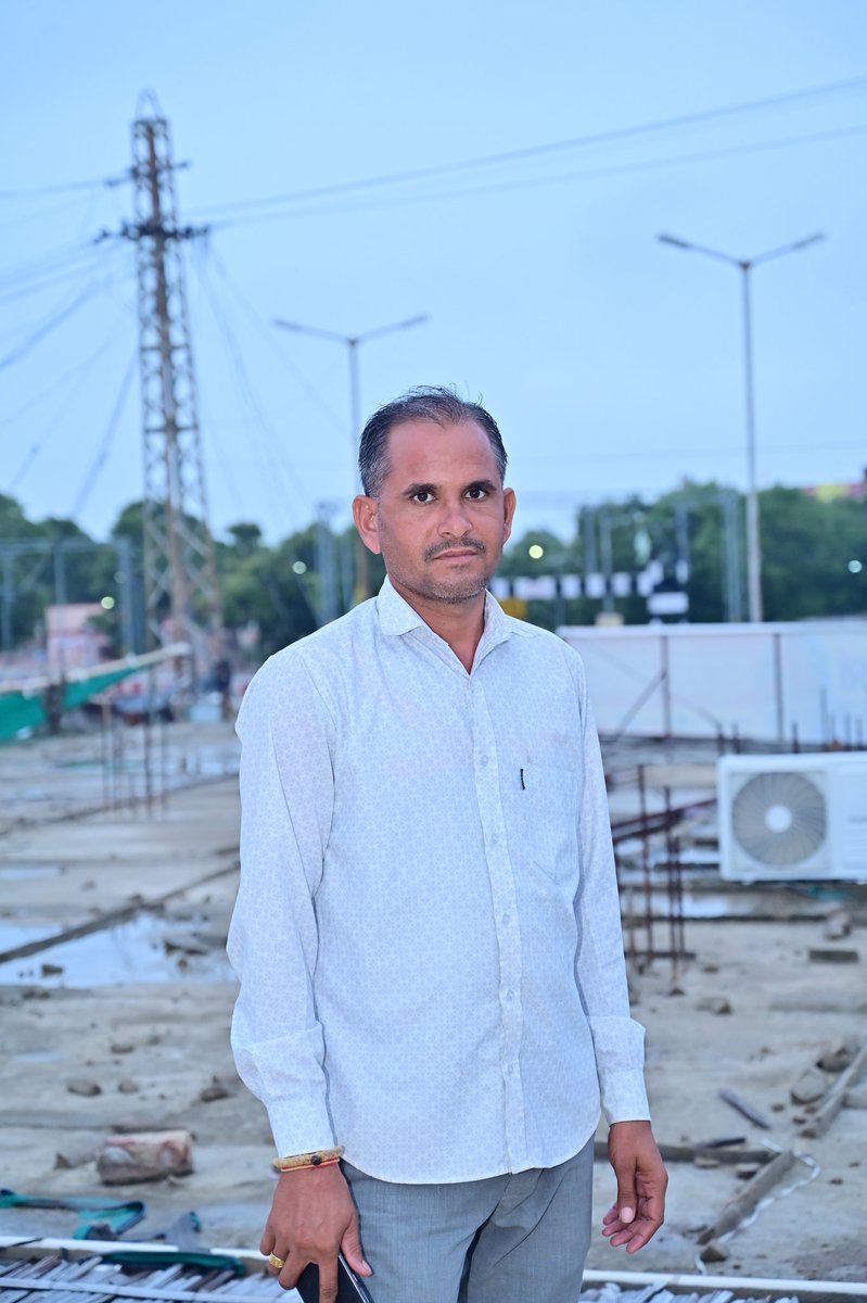 OM Kakar Baytu (@ombaytu) on Twitter photo मुझे इसकी परवाह नहीं कि तुम मेरे बारे में क्या सोचते हो ?
मैं अपनी तुलना किसी से नहीं करता ,
मैं जानता हूं कि मैं अपने तरीके से सर्वश्रेष्ठ हूं ।
#ombaytu #omkakarbaytu #Baytu
<a href="/OmBaytu/">OM Kakar Baytu</a> मुझे इसकी परवाह नहीं कि तुम मेरे बारे में क्या सोचते हो ?
मैं अपनी तुलना किसी से नहीं करता ,
मैं जानता हूं कि मैं अपने तरीके से सर्वश्रेष्ठ हूं ।
#ombaytu #omkakarbaytu #Baytu
<a href="/OmBaytu/">OM Kakar Baytu</a>
