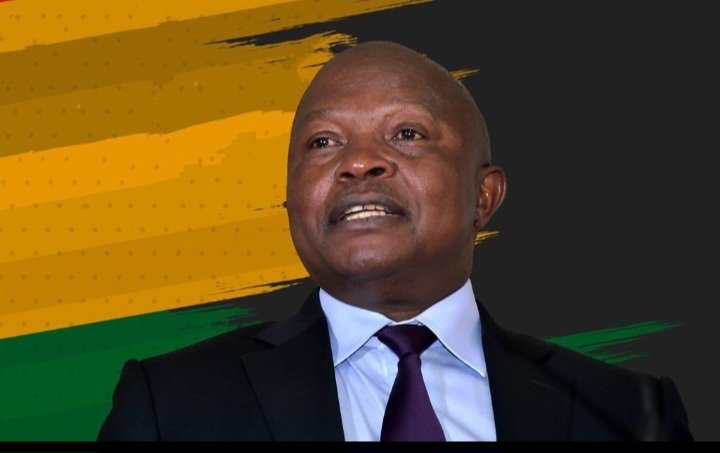 Minki_mimi's tweet photo. Life is never Guaranteed. Unanswered questions and answers, all to the grave with 🕊️🕯️
It is Well 

Condolences to the Mabuza family .
#RIPDavidMabuza https://t.co/TWTRKiTr8x