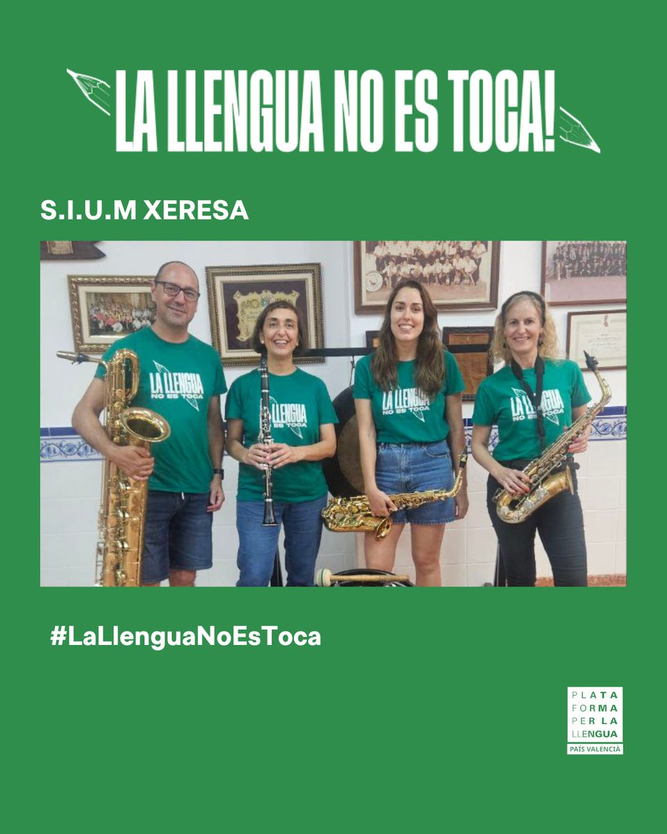 PlataformaPV's tweet image. 🎷🎻Amb l’arribada de l’estiu, bandes com la @siumxeresa s’han unit a la campanya i han lluït les samarretes verdes als assajos.
Si eixiu a tocar, recordeu que #LaLlenguaNoEsToca. I no oblideu enviar-nos les vostres fotos amb la samarreta! 😊
👉 bit.ly/BotigaPL