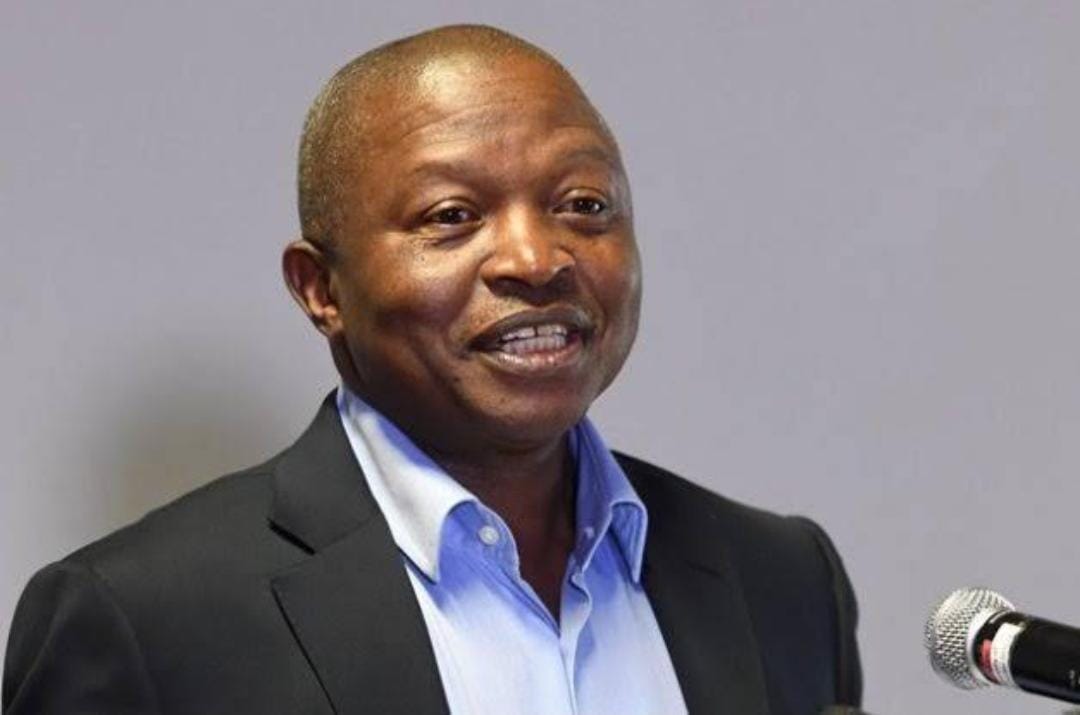 MillyFakude's tweet photo. Rest in peace, Mshengu 💔 😢 
#TheCat 
#Game_Leadership 
#DeputyPresident https://t.co/HTe2xtowgN