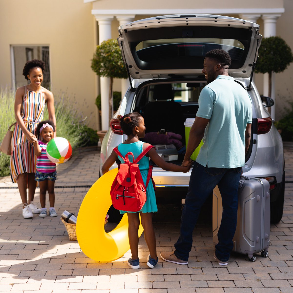 Summer road trips surge as #July4th travel heats up. A peek at the popular destinations and your checklist to avoid a breakdown - click here. shorturl.at/Wl3f3