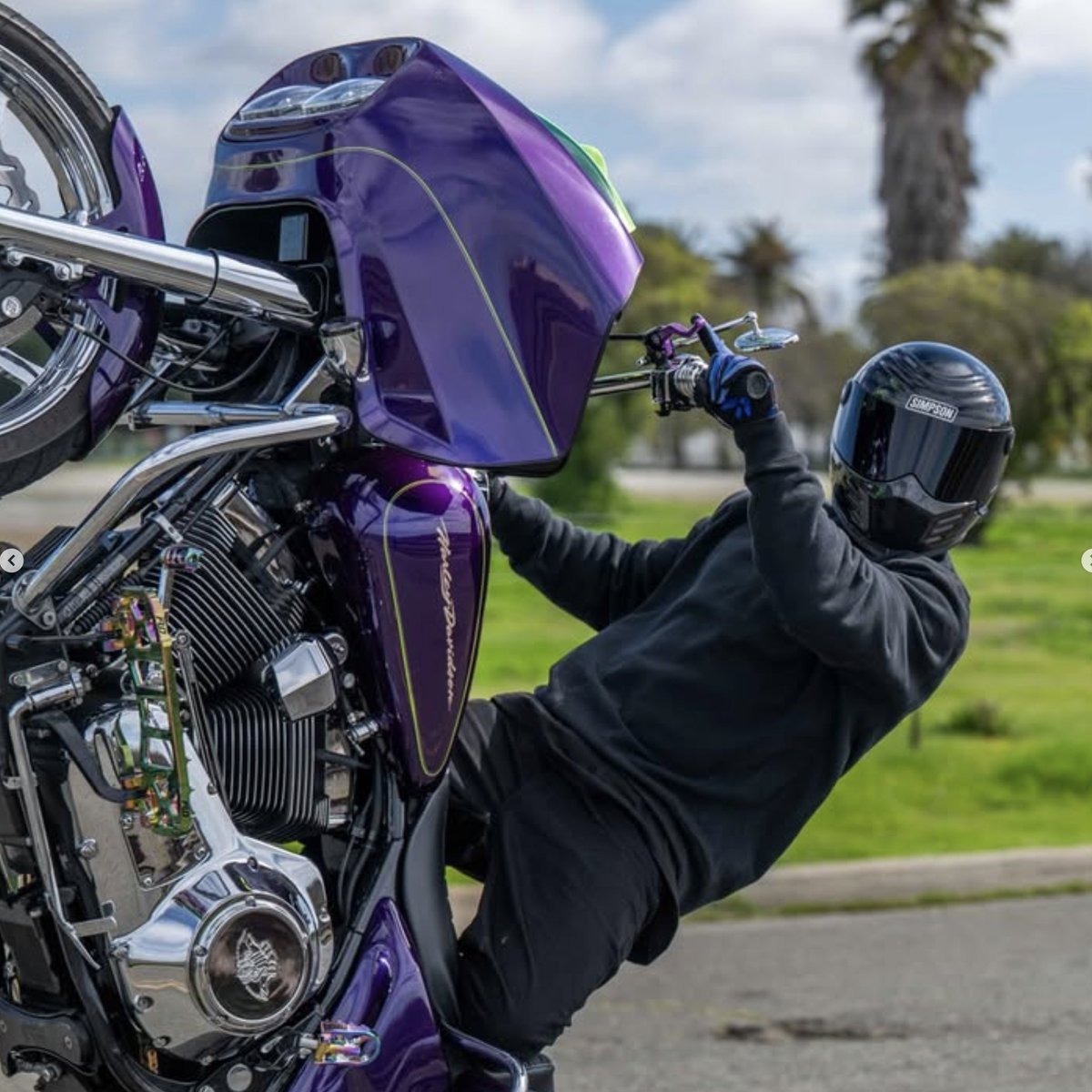 Deadbeat Customs tweet media