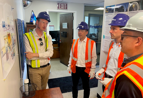MIC_Exchanges's tweet image. Energy independence requires collaboration, innovation, &amp;amp; shared policy insight. Through @StateIVLP, we welcomed French leaders to explore how U.S. innovation &amp;amp; public-private partnerships advance energy security. Learn more: meridian.org/project/u-s-en… 

#ExchangeAtMeridian…