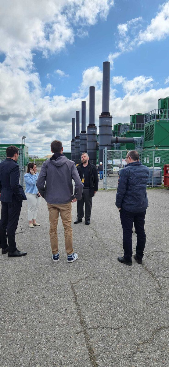 MIC_Exchanges's tweet image. Energy independence requires collaboration, innovation, &amp;amp; shared policy insight. Through @StateIVLP, we welcomed French leaders to explore how U.S. innovation &amp;amp; public-private partnerships advance energy security. Learn more: meridian.org/project/u-s-en… 

#ExchangeAtMeridian…