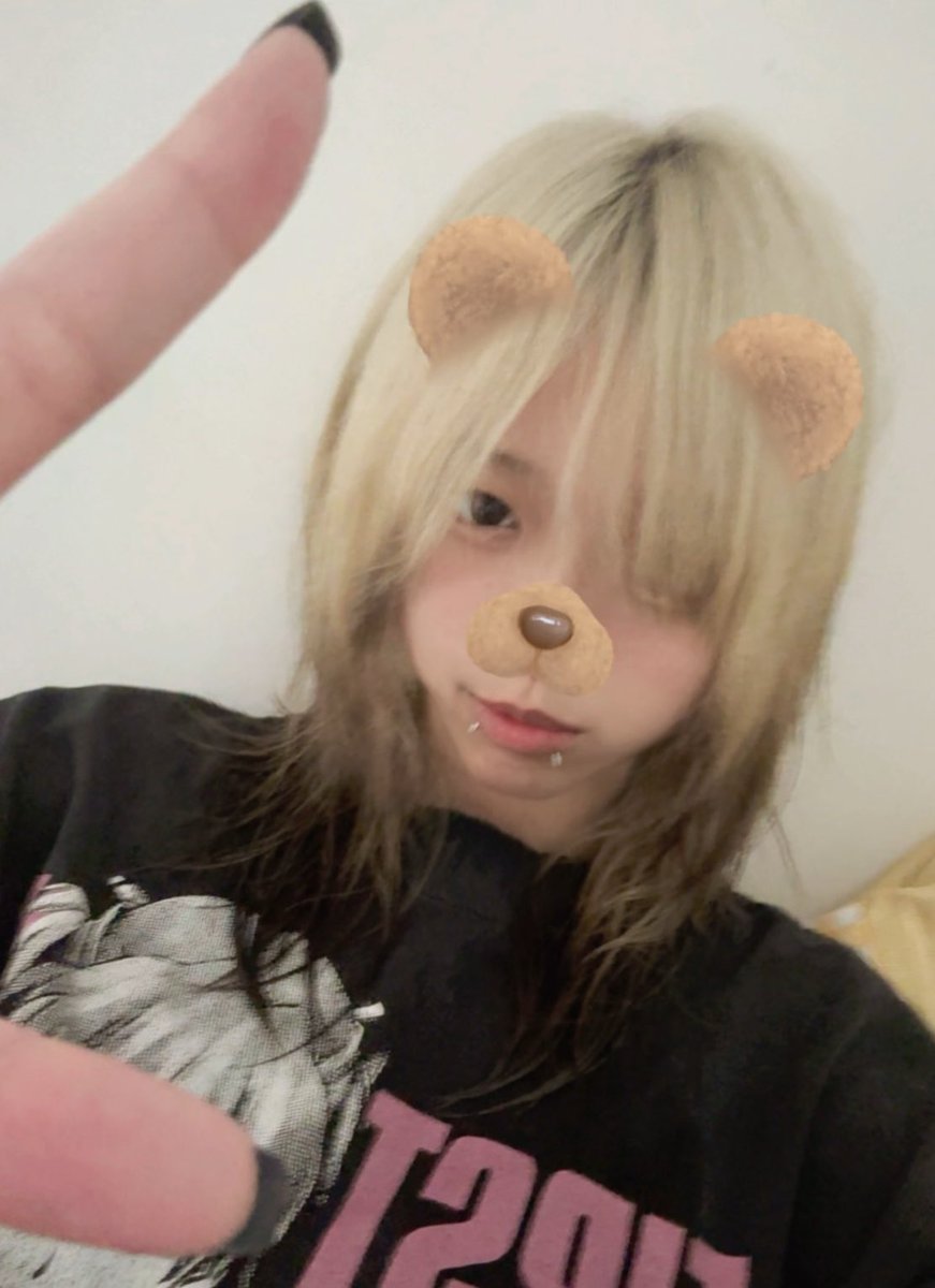 抖音特效给劳资变成少萝了