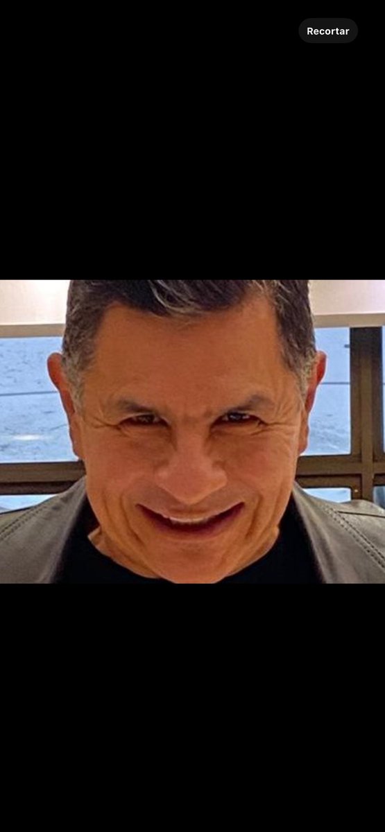 Marcela13829338's tweet photo. @LobsangYusti @alejoeder @shakira Agradeciendo a la toma guerrillera que los del pacto orquestaron y que acabaron Cali recuerda ? https://t.co/cRQuWo3d7V