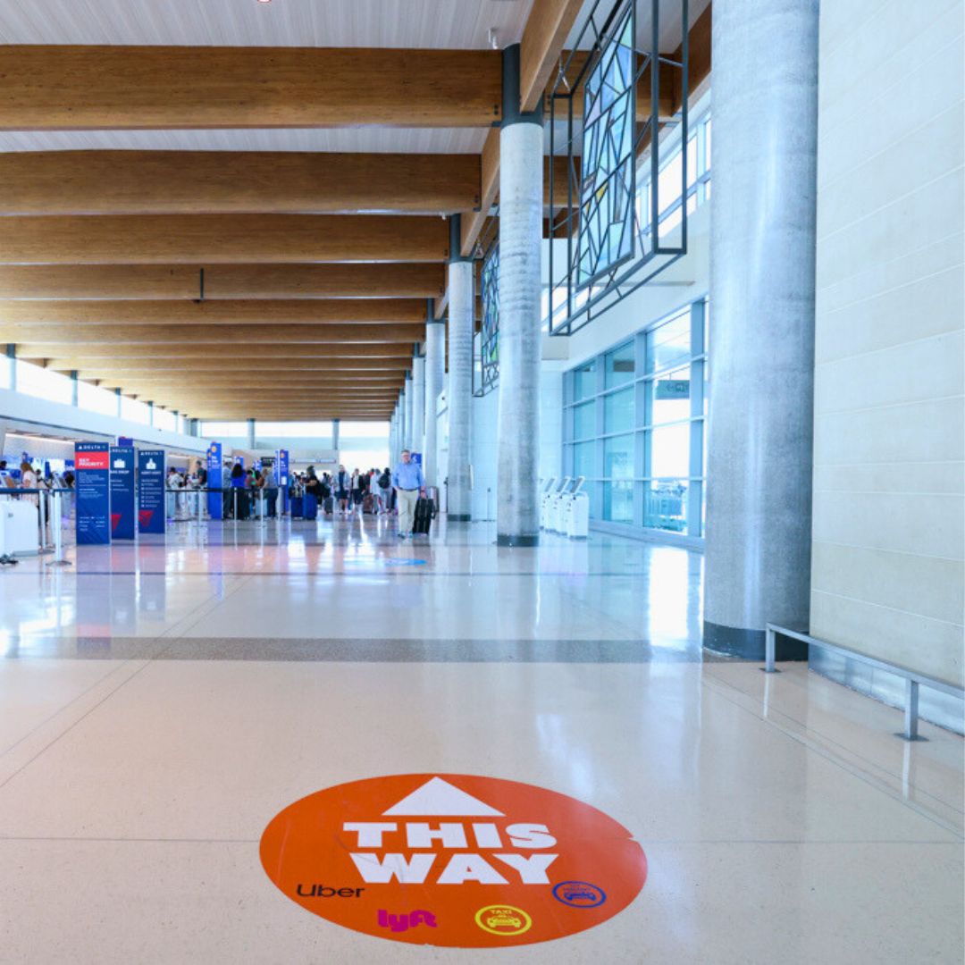 Need help finding your rideshare at DAL? Just follow our floor decals! They'll lead you right to your pick-up spot. 🚗📱

#DALTravelTips