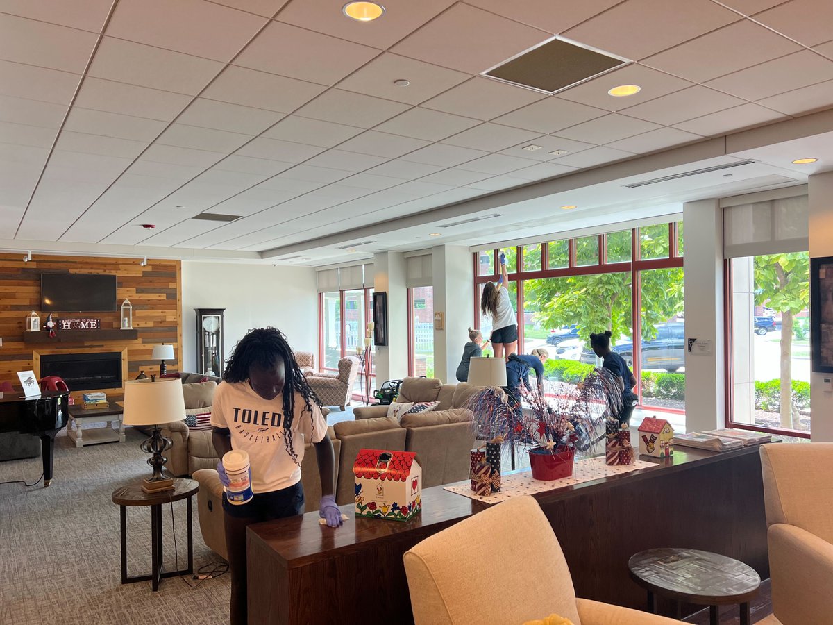 ToledoWBB's tweet image. We had a great time helping out at Ronald McDonald House Northwest Ohio this week!
#TeamToledo