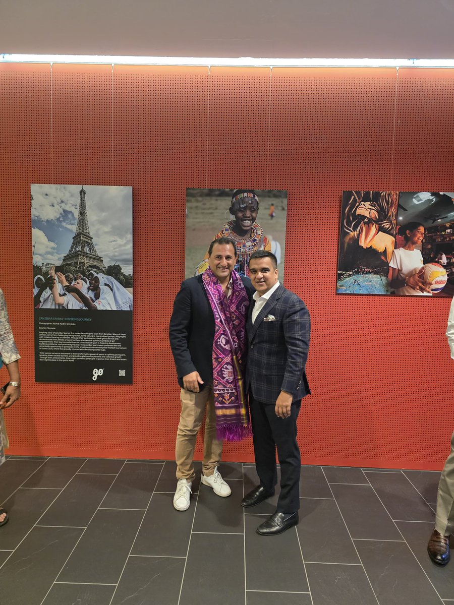 sanghaviharsh's tweet photo. Exciting meeting with Kasra Haghighi, Head of Olympics for Futsal & Beach Soccer! We discussed various aspects of football development and grassroots initiatives. Our focus was on exploring opportunities to bring international tournaments to Gujarat, promoting the sport and its growth in the region. Looking forward to potential collaborations and taking football to new heights in Gujarat! #FootballForAll #Gujarat