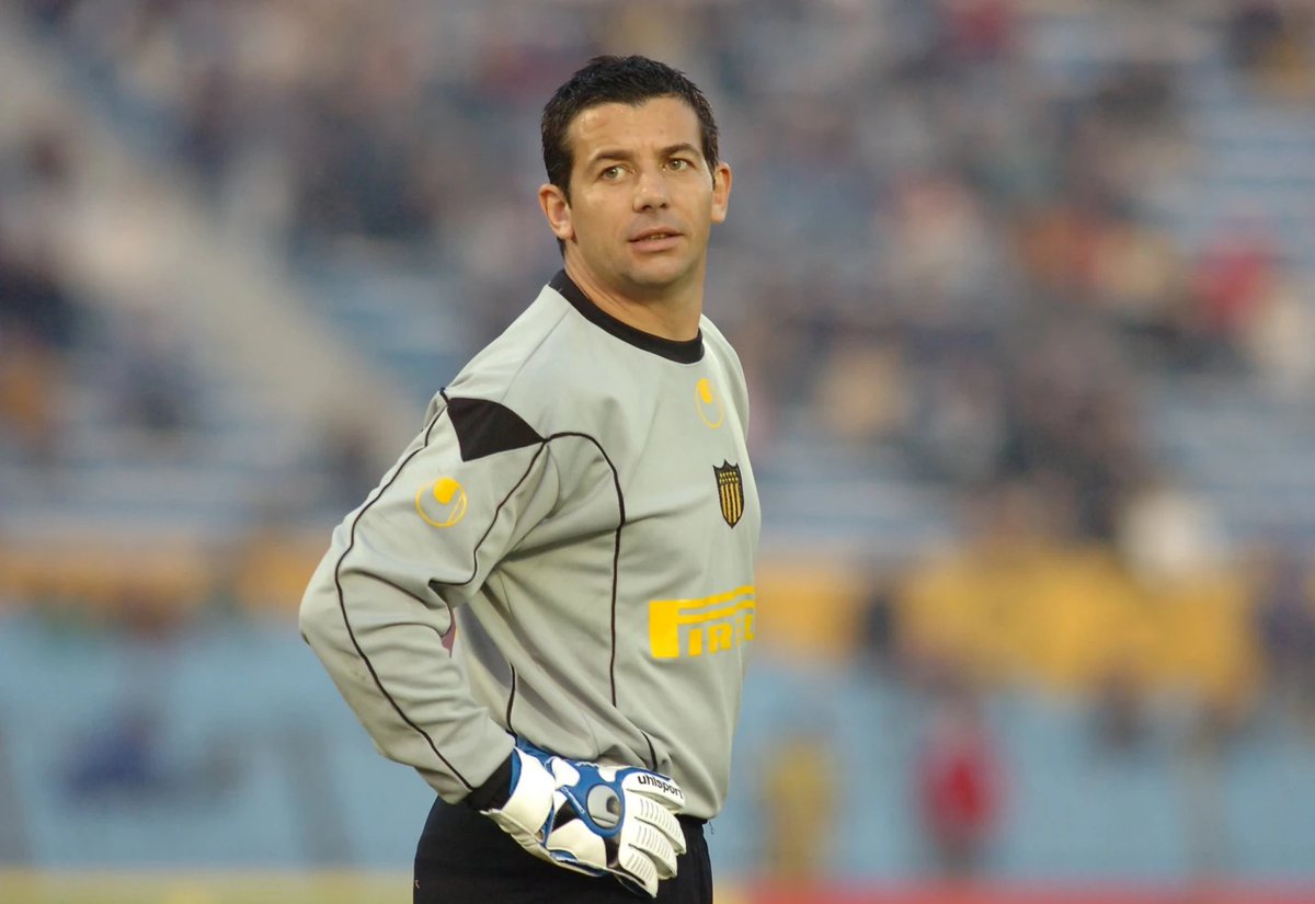 Nicolás Biglianti (exarquero de Peñarol, Liverpool, Rampla, etc) la viene peleando hace mucho tiempo contra el Cáncer. En #Minuto1 contó lo costoso del tratamiento. Muchas personas han ayudado comprando rifas y de otras formas. Si querés hacerlo está la cuenta Mi Dinero 1842895.