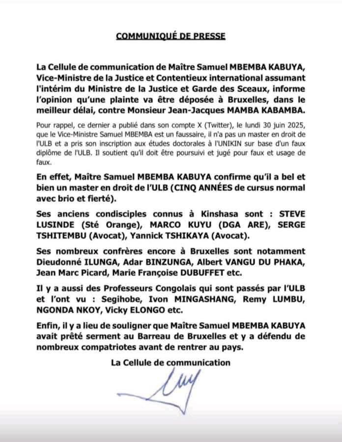 Le Vice-Ministre MBEMBA KABUYA Samuel ferait œuvre utile en nous publiant [son diplôme de Master] pour son honneur et l’exemplarité de la vie publique. Le doute ou le soupçon sur le parcours académique d’un acteur public, ne reste pas sans conséquences dans un pays sérieux.