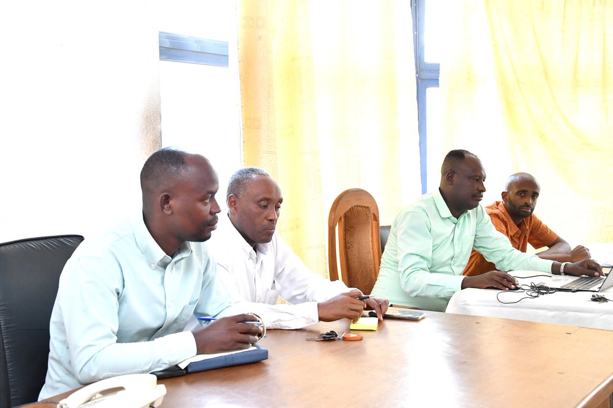 LeRenouveauBdi's tweet image. La Direction générale des Publications de presse burundaise (#PPB) a organisé, ce jeudi 3/7/2025, une réunion en assemblée générale aux employés de cette institution. La réunion a porté principalement sur les réalisations de cette dernière au cours de l'exercice budgétaire écoulé